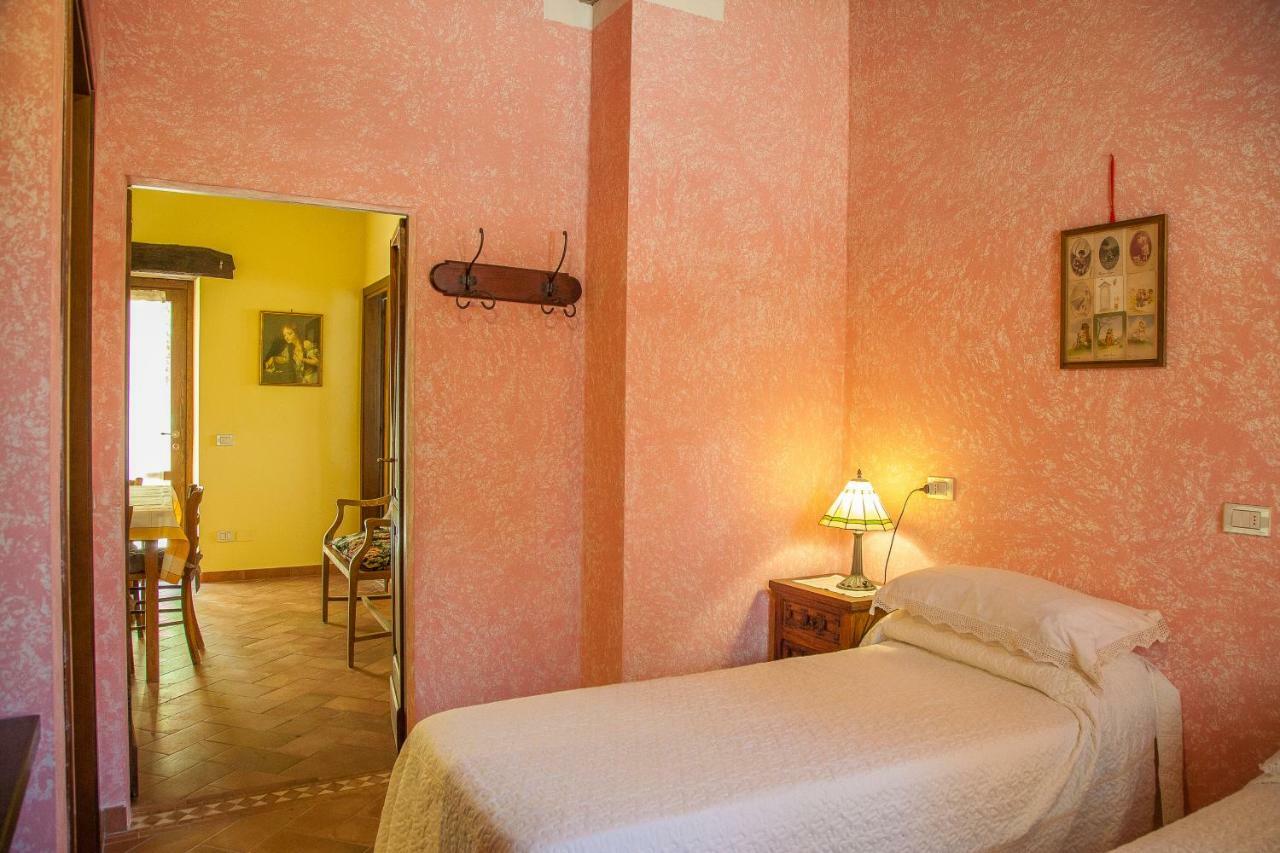 Апартаменты Agriturismo Bio Tra Cielo E Terra Grutti Экстерьер фото